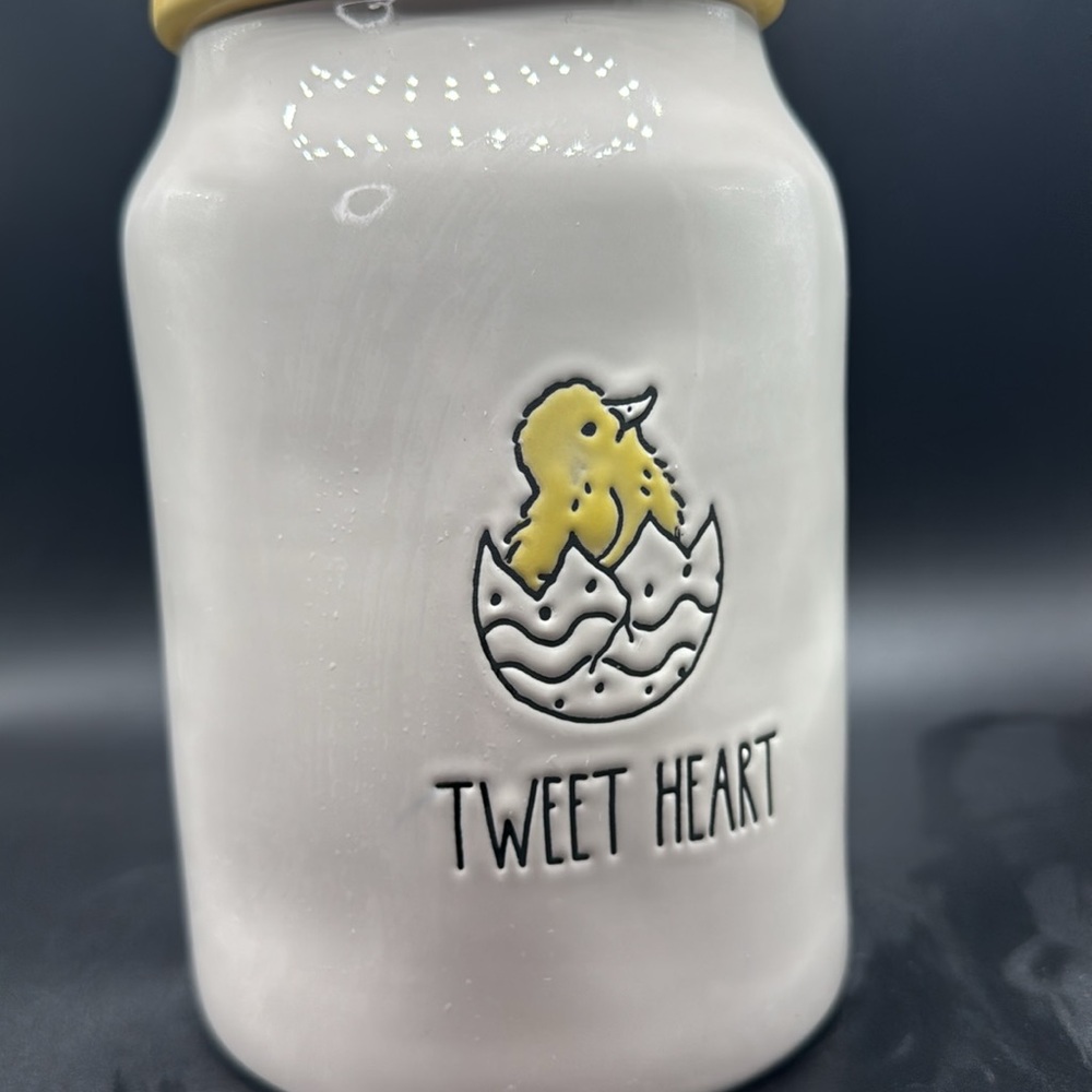 Rae Dunn Tweet Heart Easter Canister - Picture 2 of 6